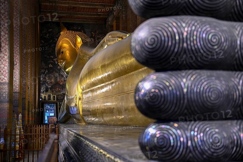 Reclining Buddha in Wat Pho, Temple of the Reclining Buddha, Bangkok, Thailand, Asia