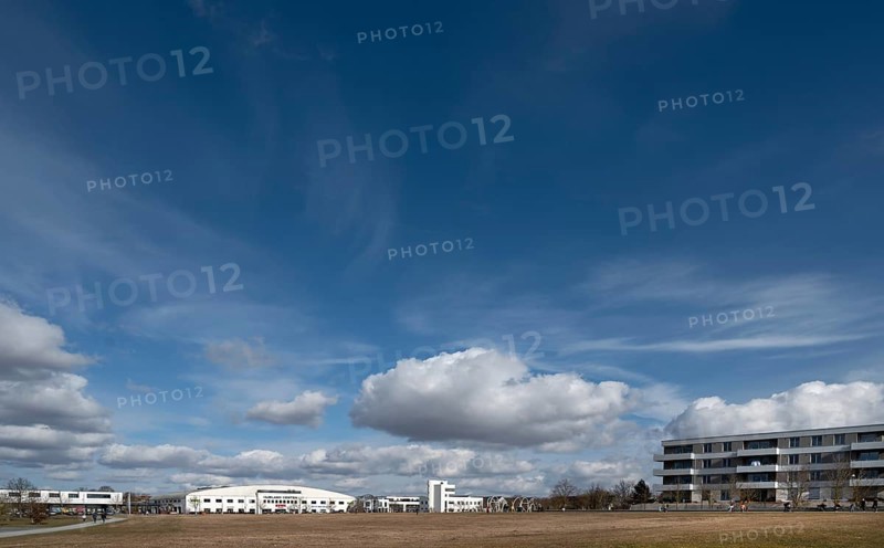 Shopping centre and new-build flats in the new Hubland district, Würzburg, Lower Franconia, Bavaria, Germany, Europe