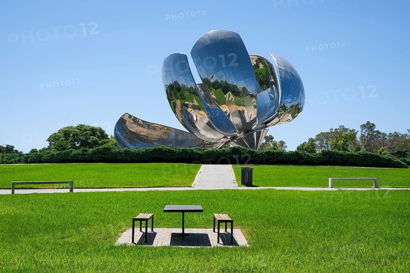 Buenos Aires, Argentina, Floralis Genérica is a sculpture made of steel and aluminium in the Plaza de las Naciones Unidas in the city's Recoleta district. The flower sculpture, a tulip, is a gift from Argentinian architect Eduardo Catalano to the city, a landmark in its own right, South America