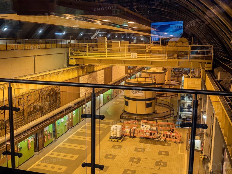 Cruachan hydro-elektric power station, view of machine hall, part of guided tour, lake Loch Awe, Scotland, UK