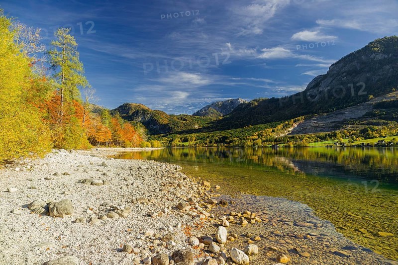 Grundlsee in autumn, salzkammergut, styria, Austria, Europe