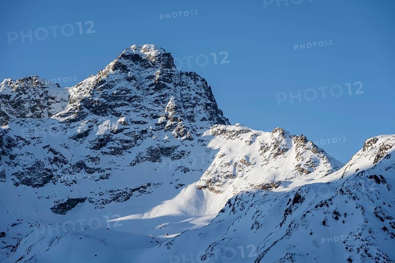 Mountain peak Piz Kesch, Albula Alps, Rhaetian Alps, Grisons, Eastern Switzerland, Switzerland, Europe