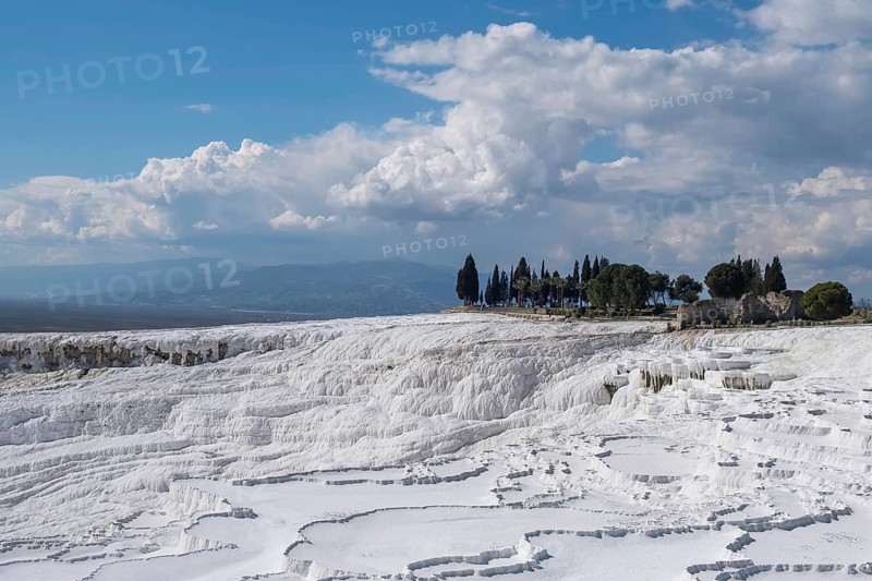 Sintered limestone terraces of Pamukkale, Pamukkale, Denizli province, Aegean region, Turkey, Asia