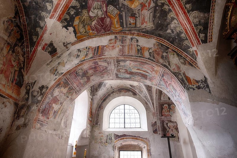 Interior, Romanesque frescoes, Old Parish Church of the Assumption of the Virgin Mary, Scena, South Tyrol, Autonomous Province of Bolzano, Italy, Europe