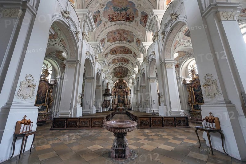 Interior of the originally Gothic hall church, was completely baroqueised in the 18th century, Basilica of St. Mauritius, Niederaltaich, Lower Bavaria, Germany, Europe