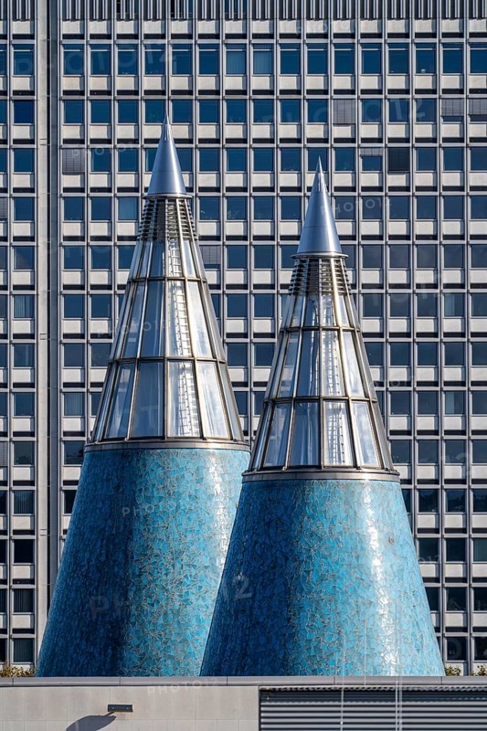 Building of the Federal Network Agency in Bonn, towers, cone of light of the Federal Art Gallery, Museum Mile, North Rhine-Westphalia, Germany, Europe
