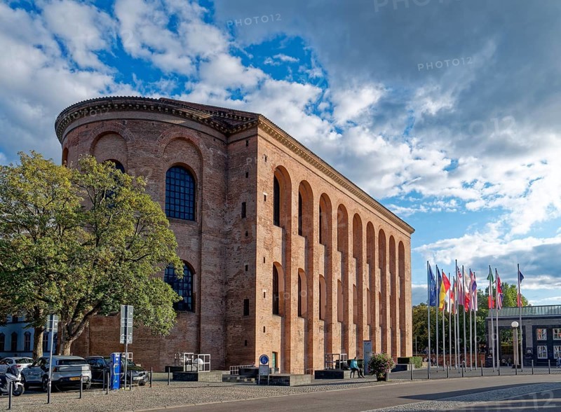 Constantine Basilica, a Protestant basilica built in the style of a hall church. UNESCO World Heritage Roman monuments, St Peter's Cathedral and Church of Our Lady in Trier. Old Town of Trier, Rhineland-Palatinate, Germany, Europe