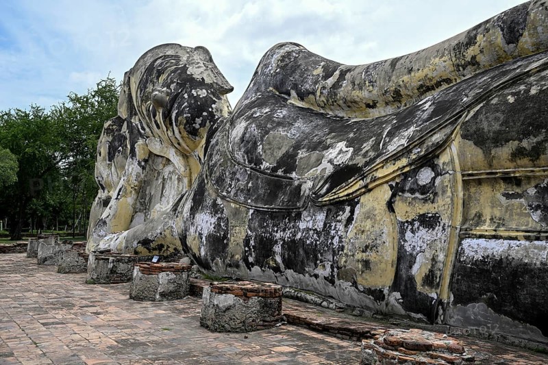 Reclining Buddha in Wat Lokayasutharam, Temple of the Resting Buddha, Ayutthaya, Ayutthaya Province, Thailand, Asia