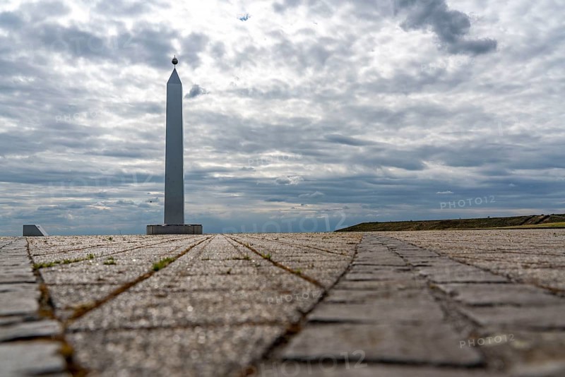 Hoheward spoil tip, the obelisk of the sundial, Herten, North Rhine-Westphalia, Germany, Europe
