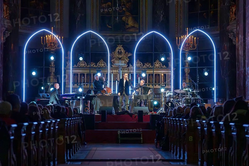 Till Brönner live on Silent Night - The Christmas Concert Tour at Berlin Cathedral on 20.12.2024