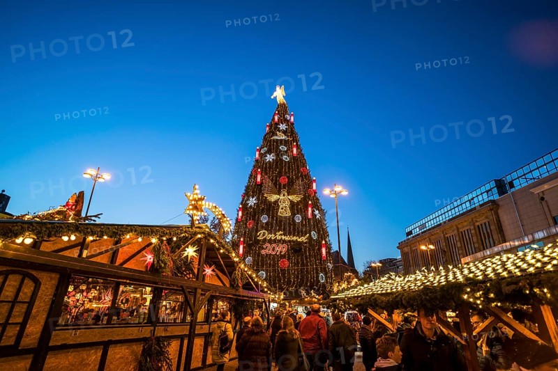 The largest Christmas tree at the Dortmund Christmas market at dusk, Dortmund, North Rhine-Westphalia, Germany, Europe