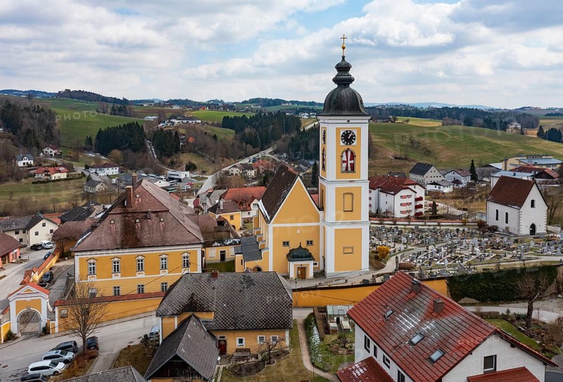 Drone shot, local view, parish church, Niederwaldkirchen, Mühlviertel, Upper Austria, Austria, Europe