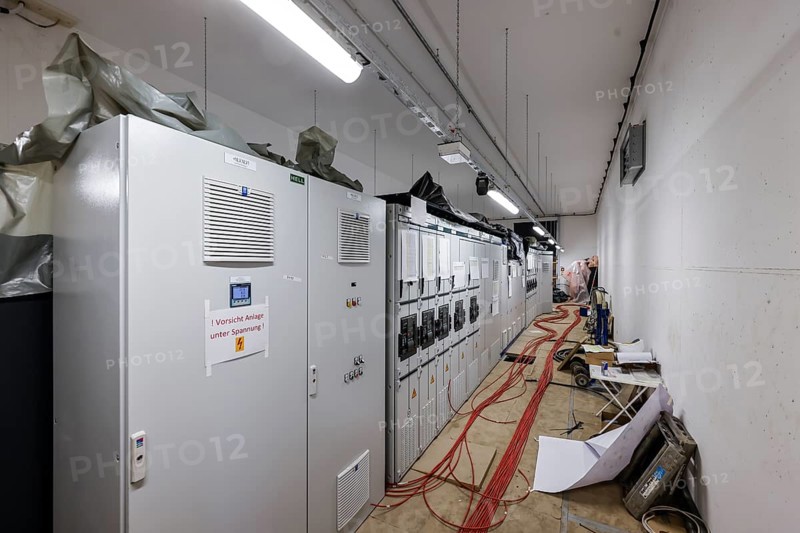 25.11.2020, Oberhausen, Ruhr area, North Rhine-Westphalia, Germany - Switchgear, electrical installation in industrial construction, new pumping station Oberhausen, Emscher conversion, new sewer Emscher AKE. 00X201125D026CARO (MODEL RELEASE: NO, PROPERTY RELEASE: NO (c) caro images / Rupert Oberhaeuser, http://www.caro-images.com, info@caro-images.com - If the photo is used for purposes other than journalism, please contact the agency - Any use of the photo is subject to a fee !)
