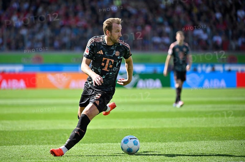 Harry Kane FC Bayern Munich FCB (09) ab#Voith-Arena, Heidenheim, Baden-Württemberg, Germany, Europe