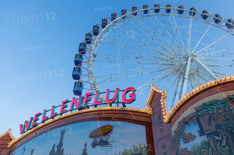 Ferris wheel, Europa Rad, chain carousel, wave ride, fairground rides, Cannstatter Wasen, folk festival, Bad Cannstatt, Stuttgart, Baden-Württemberg, Germany, Europe