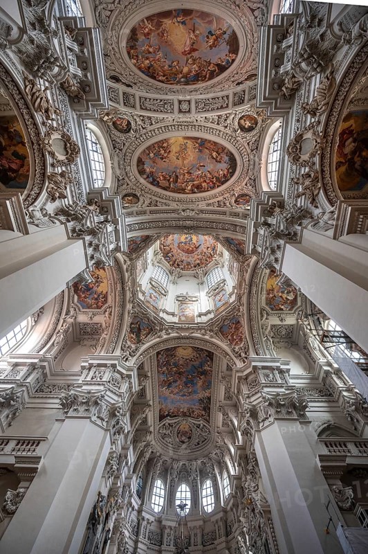 Baroque stucco and ceiling fresco created in the 17th century, Passau Cathedral, Passau, Lower Bavaria, Bavaria, Germany, Europe