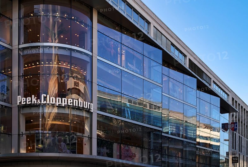 Peek & Cloppenburg, Department shop chain, Logo, Königsstraße, Stuttgart, Baden-Württemberg, Germany, Europe
