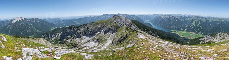 Panorama, summit ridge of the Unnütz, behind Achensee and summit of the Seekarspitze Unnütz crossing, Brandenberg Alps, Tyrol, Austria, Europe