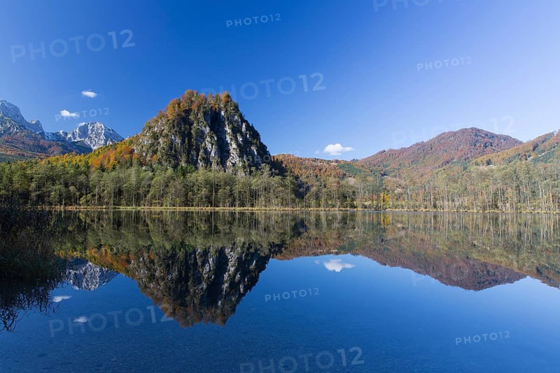 Autumn mood at lake Almsee, Grünau, Austria, Totes Gebirge, Europe