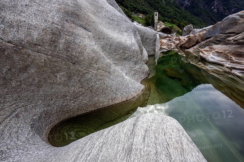 Rocks in the Verzasca River, behind Lavertezzo, Verzasca Valley, Valle Verzasca, Canton Ticino, Switzerland, Europe