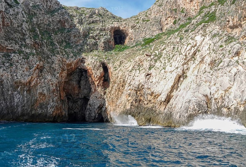 Sea cave on the coast of Santa Maria di Leuca, Apulia, Salento, Italy, Europe