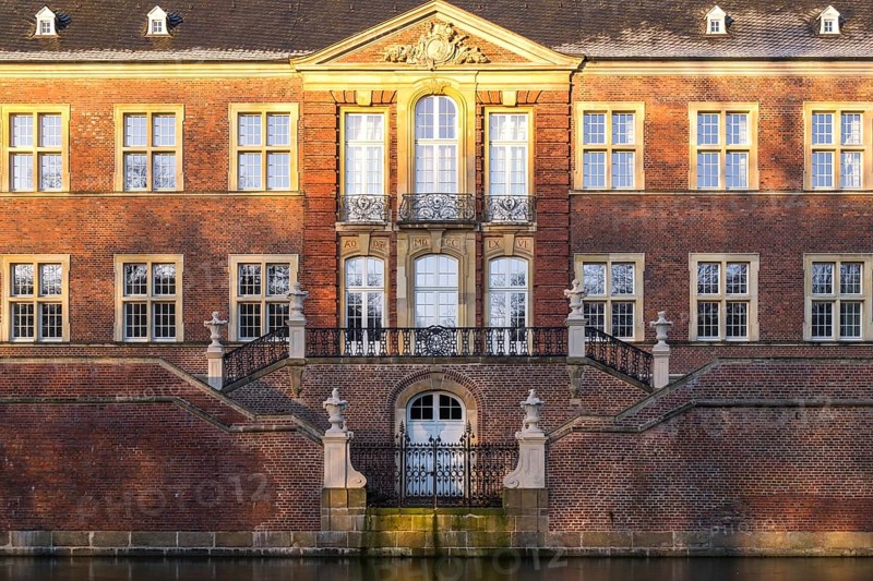 Ahaus Baroque and moated castle, today the seat of the Ahaus Technical Academy, Ahaus, Münsterland, North Rhine-Westphalia, Germany, Europe