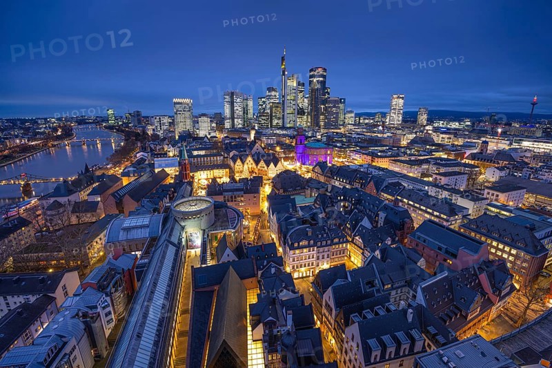 St Paul's Church in Frankfurt am Main will be illuminated in blue in the middle of the Christmas market on 10 December 2024, International Human Rights Day. This commemorates the declaration of the UN Human Rights Charter of 10 December 1948. Frankfurt am Main, Römerberg, Hesse, Germany, Europe