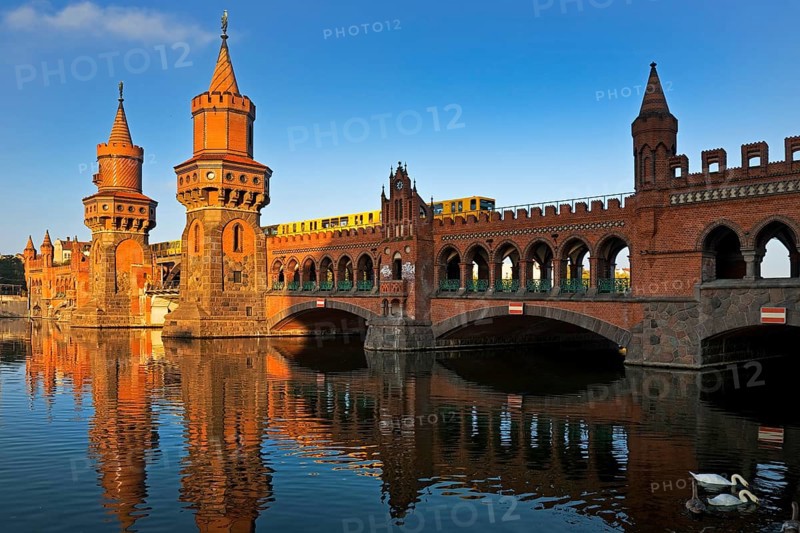 Oberbaum Bridge over the Spree with yellow underground, Friedrichshain-Kreuzberg district, Berlin, Germany, Europe