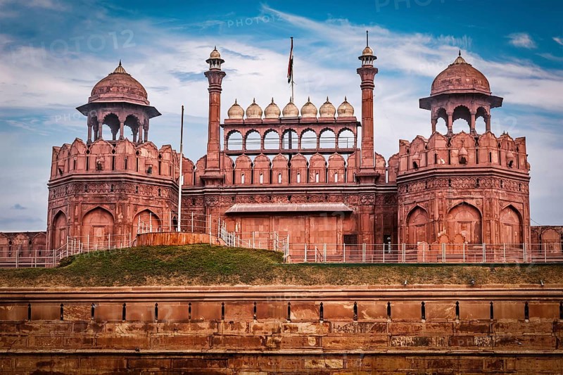 Lahori Gate of Red fort Lal Qila constructed in 17th century by Mughal king Shah (Jahan) UNESCO World Heritage Site. Old Delhi, India, Asia