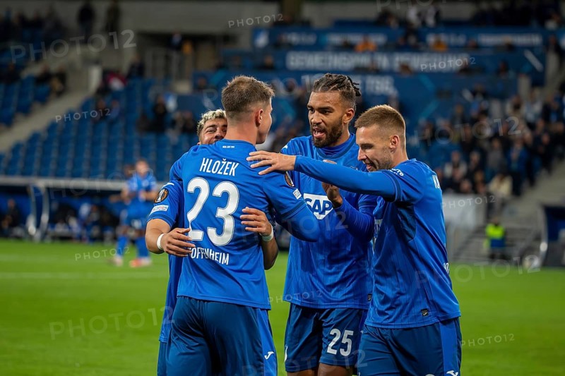 Football UEFA Europa League, 2024/25 season, matchday 2: TSG Hoffenheim v Dynamo Kiev. Picture: Cheers after the 2:0 for Hoffenheim by double goal scorer Adam Hlozek