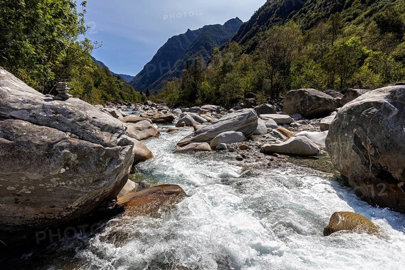 Rocks in the Verzasca River between Lavertezzo and Brione, Verzasca Valley, Valle Verzasca, Canton Ticino, Switzerland, Europe