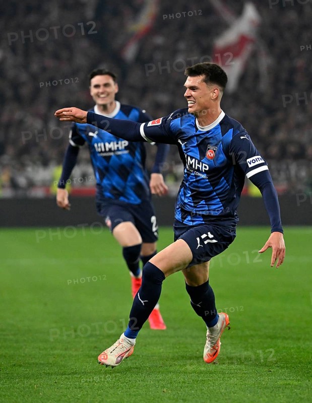 Goal celebration Gesture Gesture Mathias Honsak 1. FC Heidenheim 1846 FCH (17) MHPArena, MHP Arena Stuttgart, Baden-Württemberg, Germany, Europe
