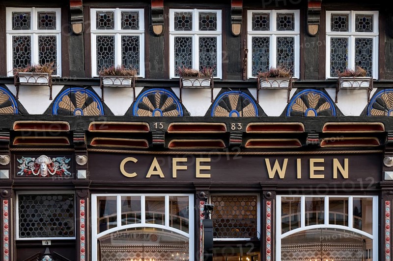 Half-timbered house from 1583, listed building, Cafe Wien, Old Town, Wernigerode, Harz, Saxony-Anhalt, Germany, Europe