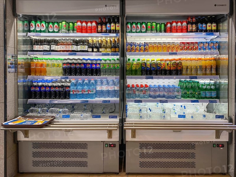 Chilled drinks, soda, beer, chiller cabinet, duty free, duty free shop, Thessaloniki Makedonia Airport SKG, Thessaloniki, Macedonia, Greece, Europe