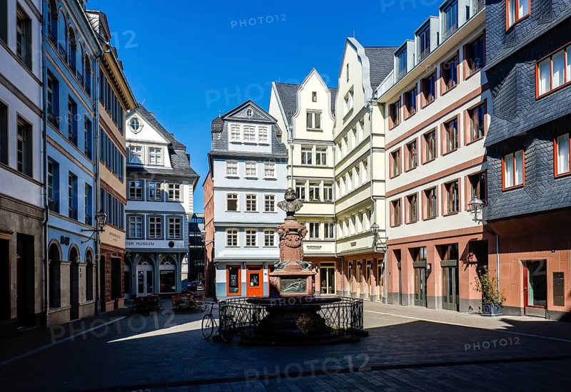 New Old Town, Hühnermarkt with Friedrich Stoltze Fountain, Frankfurt am Main, Hesse, Germany, Europe