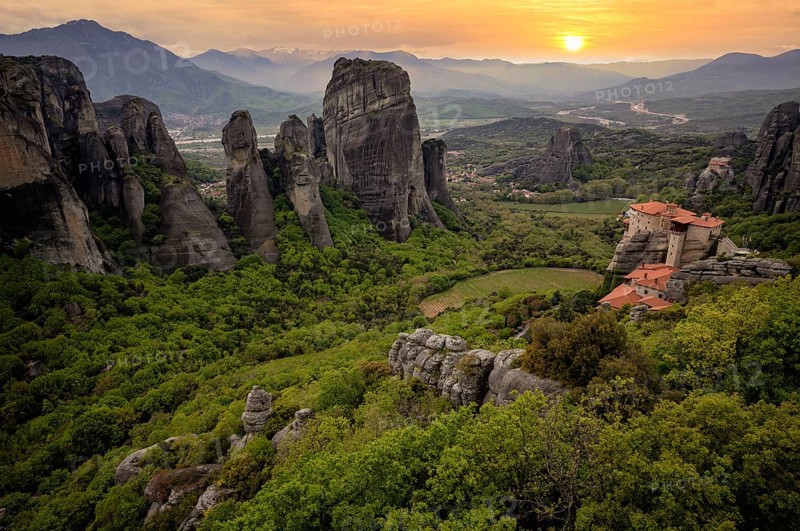 Sunset over the Monastery of Rousanou and the Monastery of St Nicholas Anapavsa, Anapavsas, Metéora Monasteries, Kalambaka, Trikala, Thessaly, Greece, Europe