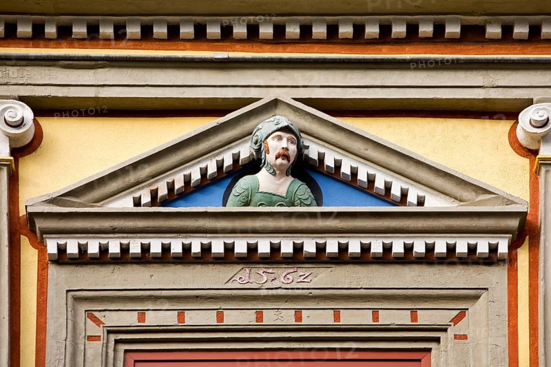A so-called gaff head on the façade of the Haus zum Roten Ochsen, Renaissance, Erfurt, Thuringia, Germany, Europe