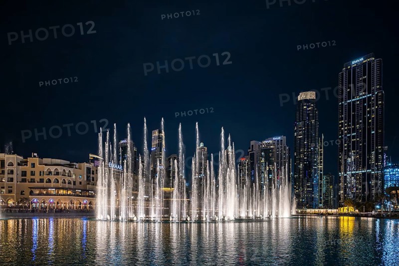 Fountain Dubai Fountain, water show at night, Dubai, United Arab Emirates, Asia