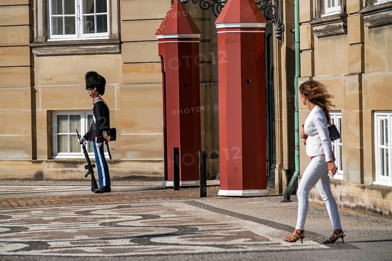 Amalienborg Palace, Royal Life Guards, Guard, Copenhagen, Denmark, Europe