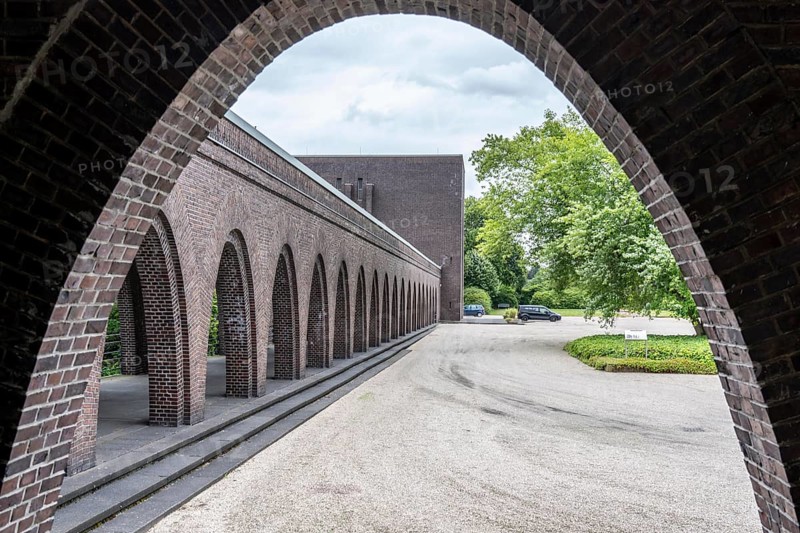 Memorial Hall, Southwest Cemetery in Essen, North Rhine-Westphalia, Germany, Europe