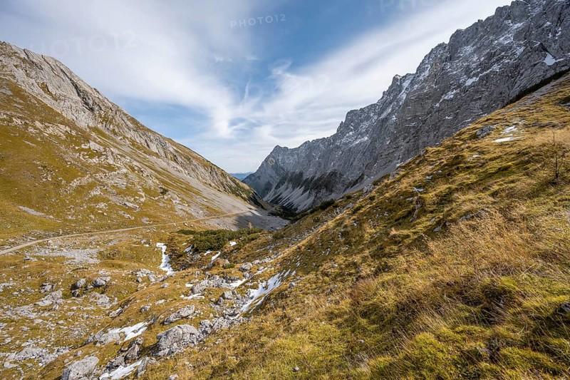 View into the Stallental, in autumn, Vomper Kette, in autumn, Karwendel Mountains, Alpenpark Karwendel, Tyrol, Austria, Europe