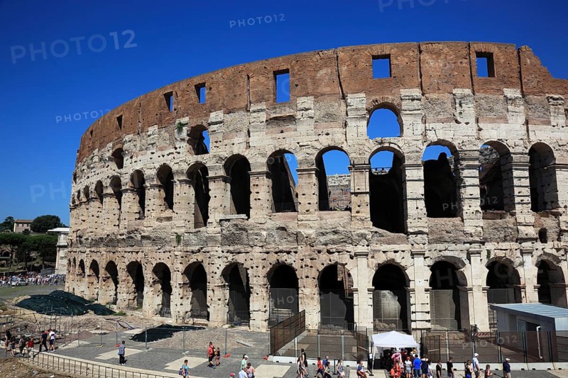 The Colosseum, Amphitheatrum Novum or Amphitheatrum Flavium, Colosseo, Anfiteatro Flavio, Amphitheatre, Rome, Italy, Europe