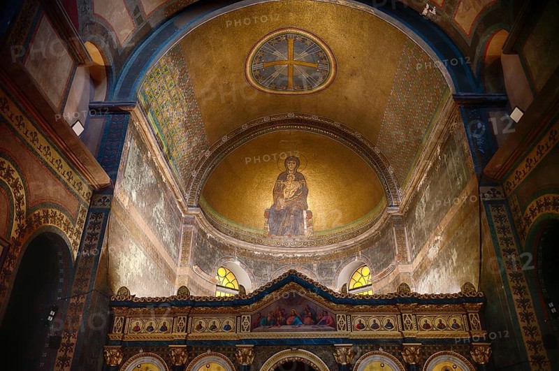 Interior view of Hagia Sofia church, also known as Agia Sofia, dome, altar, chandelier, Thessaloniki, Macedonia, Greece, Europe