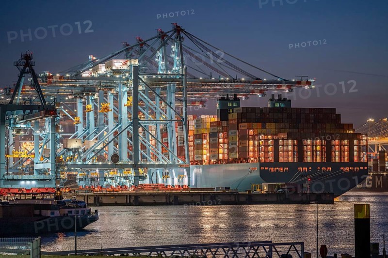 The seaport of Rotterdam, Netherlands, deep-sea harbour Maasvlakte 2, on a man-made land area off the original coast, APM Container Terminal, the MAASTRICHT MAERSK container ship being loaded/unloaded, Rotterdam, Netherlands