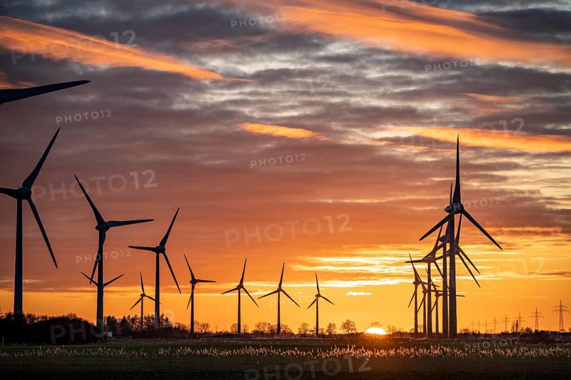 Wind farm near the East Frisian town of Norden, east of the town, sunset, Lower Saxony, Germany, Europe