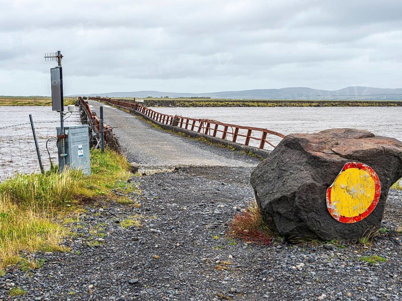 Historic bridge of ring road no. 1, crossing river Markarfljot, southern coast, Iceland, Europe