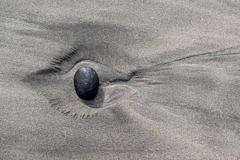 Lava pebbles on the beach, Playa de Famara, Lanzarote, Canary Islands, Spain, Europe