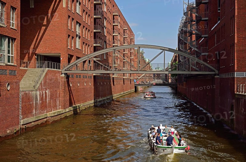 Europe, Germany, Hamburg, Speicherstadt, Kehrwiederfleet, barge, canal cruise, Hamburg, Hamburg, Federal Republic of Germany, Europe