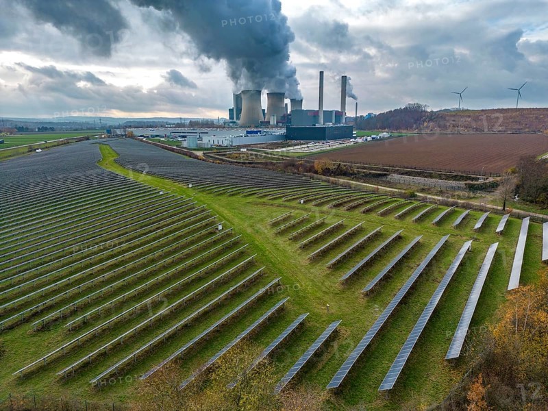 Solarpark Inden, a photovoltaic park in Inden, at the Weisweiler lignite-fired power plant of RWE Power AG in Eschweiler-Weisweiler, base load power plant, burns lignite from the Inden opencast mine, North Rhine-Westphalia, Germany, Europe