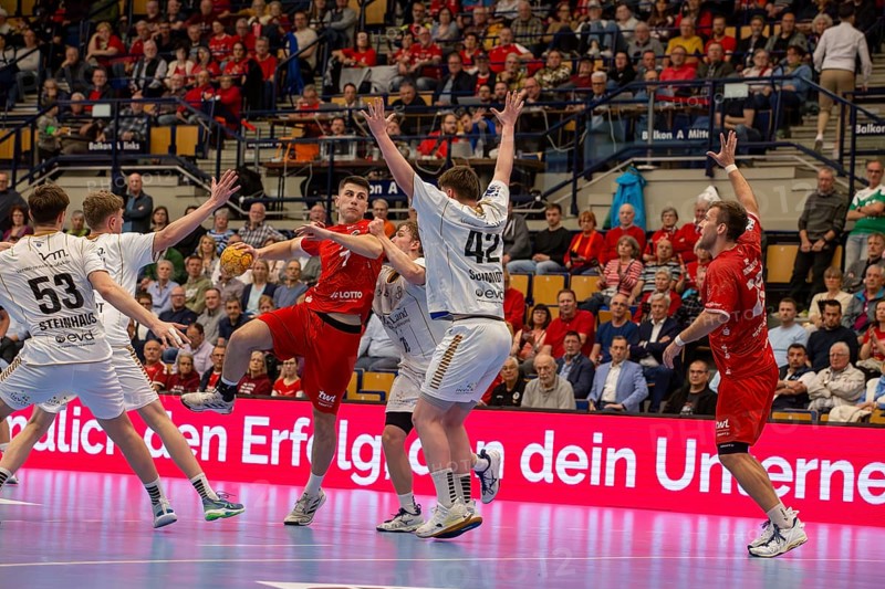 09.04.04.2024, 2nd HBL, German Handball League, Matchday 28) : Eulen Ludwigshafen against TSV Bayer-Dormagen (final score 30:27) . Mihailo Ilic (7, Eulen Ludwigshafen) pulls away